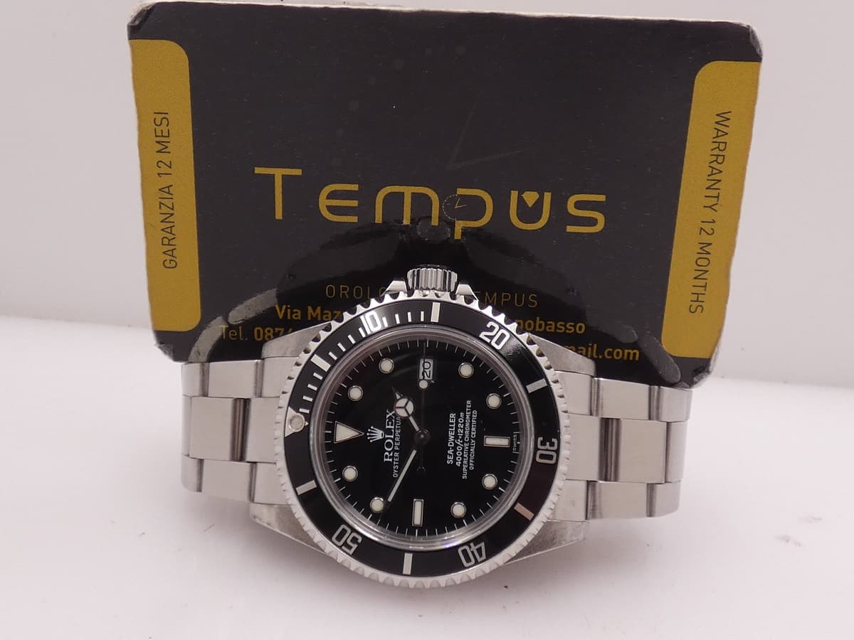 ROLEX SEA-DWELLER 4000 16600 YEAR 1999 JUST SERVICED AUTOMATIC STEEL WATCH