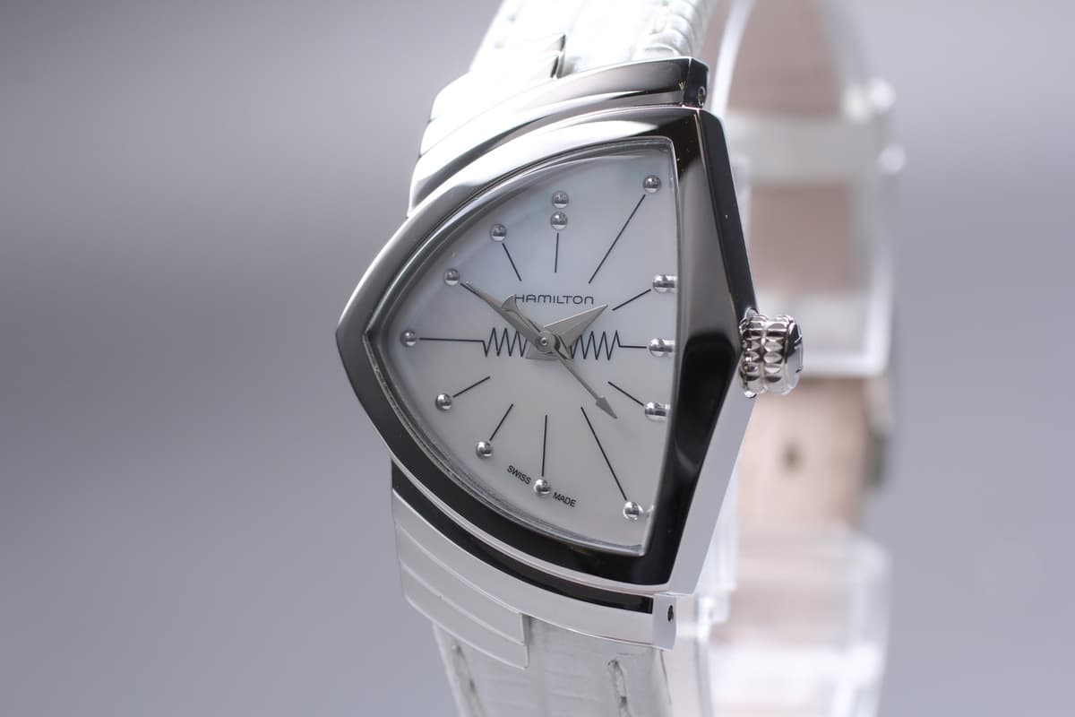[Near MINT] HAMILTON Ventura H242112 White Dial Quartz Women's Watch From JAPAN