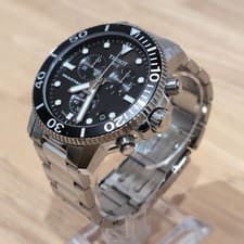 Tissot Seastar T120417A Quartz Chronograph 36mm Used with Minor Damage