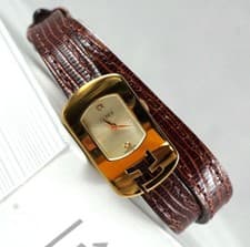 Good Condition FENDI 2P Diamond Chameleon Ladies Watch with Box Gold ,18199