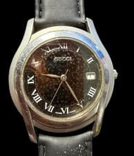 Gucci 3500 M Men's Quartz Wristwatch Black Leather Band Silver-Tone Case Date