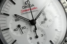 2025 OMEGA Speedmaster Moonwatch Professional 310.30.42.50.04.001 Full Set