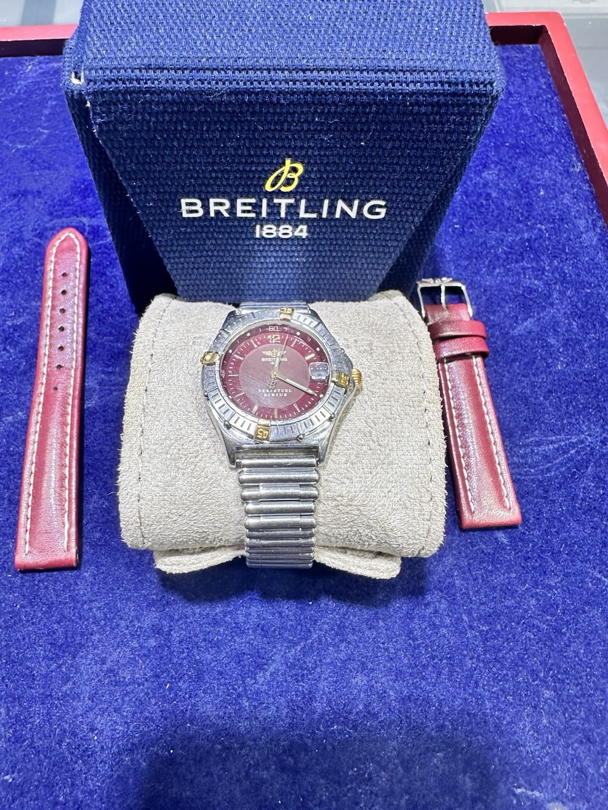 Breitling Sirius 18k Ladies Watch 30mm Dial, Ref. B62022 Stainless&Leather