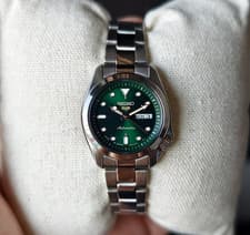 Seiko 5 Sports SKX Series SRRA005 Green Dial 28mm New Full Set Women's Watch