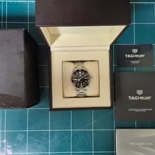 Tag Heuer Aquaracer Gugu Quartz 41mm Watch Official