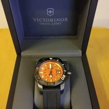Victorinox Dive Master 500 241428 Orange Dial Black Rubber Quartz Watch Men's