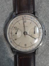 ARCADIA CHRONOGRAPH 1940s Cal. VALJOUX 22. 37.5mm STAINLESS STEEL CASE.  ANSE FISSE