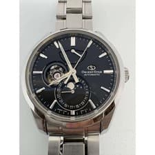 Excellent Condition Orient Star Contemporary Collection Moon Phase