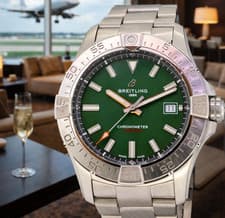 2025 Breitling Avenger 42 Automatic green Watch full set Breitling warranty 2029