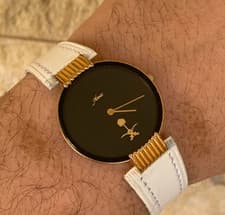 Vintage Almas Saudi Arabia Emblem Watch Black Moon Dial Unisex 31mm Gold Tone