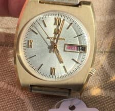 Dazzling And Sleek 1976 Bulova Accutron 218 With Thick 10K Rolled Gold Plating