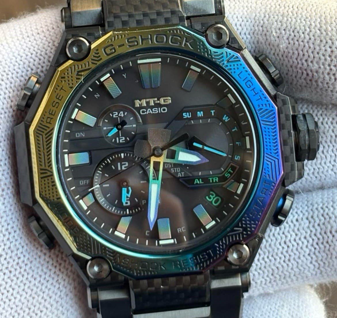 Casio G-Shock MTG-B2000YR-1A MT-G Rainbow From Japan