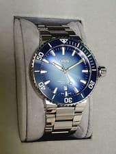 Oris Aquis Lake Baikal Limited Edition Rare Diver Watch wrist 18cm/7.1in