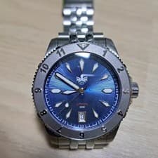 Phoibos Voyager Blue Sunray Metal Watch Official