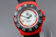 Near MINT TAG Heuer Formula 1 385.513/1 White Red Dial Quartz 34mm Men's Watch