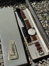 Vintage 1960s Louvic Mystery Dial