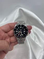 Seiko 5 Sports 4R34-00A0 GMT Date Stainless Steel Automatic Mens Watch Authentic