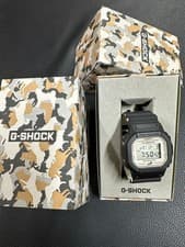 Similar to the G-SHOCK Shiba Inu model DW-5600SHB-1JR #QYF19Y