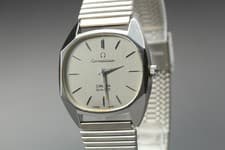 1976 Near MINT OMEGA Constellation 32mm 191.0016 Quartz Silver Men's Vintage