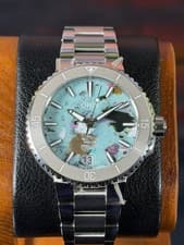 Oris Aquis Date Upcycle  - 01 733 7770 4150 - Still has stickers on it!