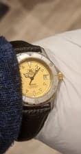 Tag Heuer Mid Size 2000 Mens Watch  Fits Ladies Teenagers Too 2000 Logo Rare