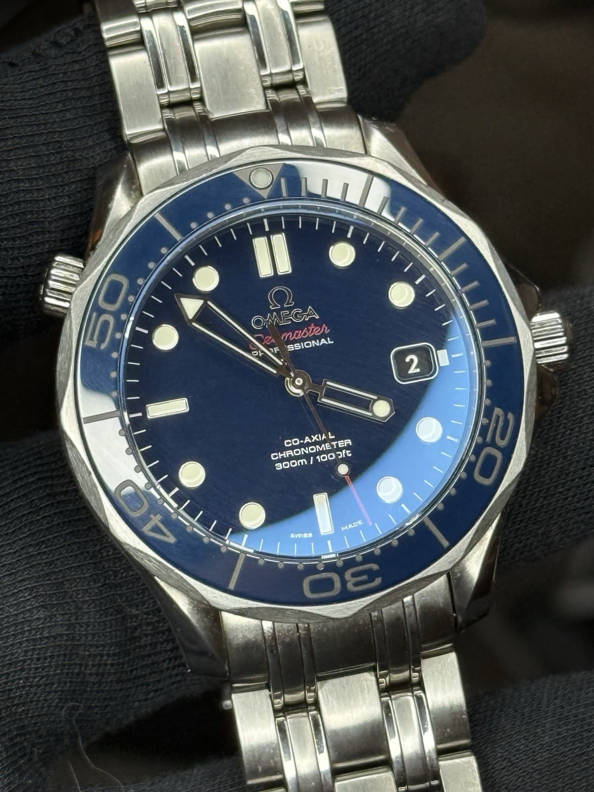Omega Seamaster 300m Date Auto Blue No Wave Dial Bond 168.1669 42mm Watch NICE!