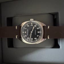 Hamilton W10 Mechanical Hand-Wound Watch Official