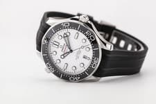 Omega Seamaster 300 White 42mm 210.32.42.20.04.001