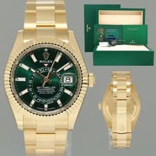2026 NEW PAPERS Rolex Sky-Dweller Yellow Gold 42mm Green 336938 Watch Box