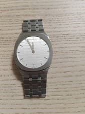 GUCCI Quartz Wristwatch 25H 34mm Silver Stainless Steel Case YA163407