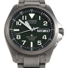 Citizen Promaster PMD56 2951 Eco Drive Timepiece Mens Watch Green Dial