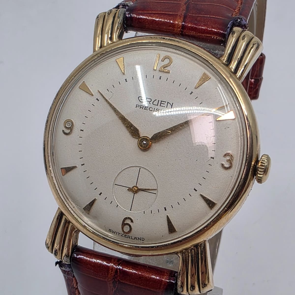 Vintage Gruen Deco 422-967 Manual 32mm Fancy Lugs Watch