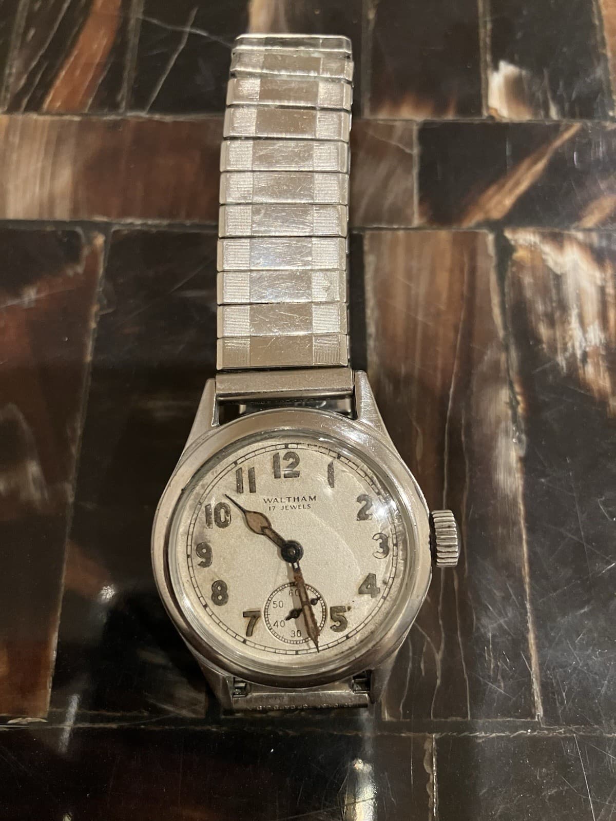 Rare Vintage Waltham 6/0 B WWII US Military  Watch