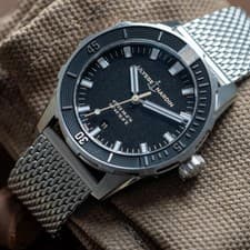Ulysse Nardin Diver 42 42 Watch with original box and papers
