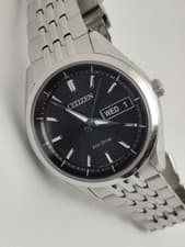 Citizen H100 Solar Radio Watch Black Dial Timepiece Authentic Genuine