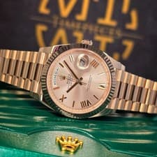MINT ROLEX DAY-DATE 40MM 228235 18K ROSE GOLD RARE SUNDUST ROMAN WARRANTY B&P