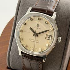 Zodiac Guardman 722 White Date Automatic classic 70s styling Extremely Rare