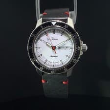Sinn 104 ST SA I W "Red Second" Special Edition Wristwatch