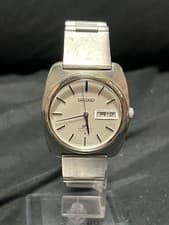 SEIKO Automatic Vintage Silver Watch Date Display Stainless Steel Collector