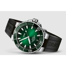 Oris 01 400 7763 4157-07 4 24 74EB Men's Aquis Date Green Dial Automatic Watch
