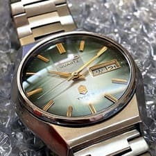 SEIKO Quartz TypeII 1976 Watch Vintage Green Dial Day Date 37mm Case