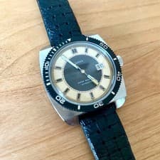 TIMEX 1970s Vintage Automatic Diver Watch  Tag Rare 36mm Black