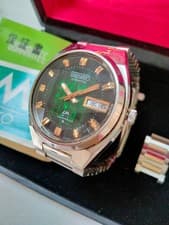 SEIKO LORD MATIC 5606-7340 Vintage Watch with Box