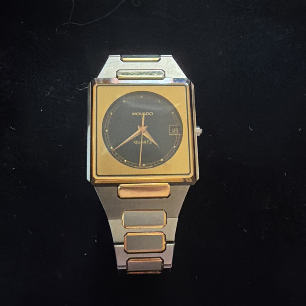 Vintage MOVADO Surf Zenith Calendar Watch