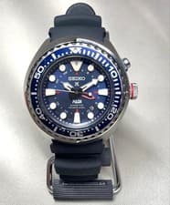 Seiko Prospex PADI Kinetic Diver’s Watch 42mm GMT Navy Full Set Used