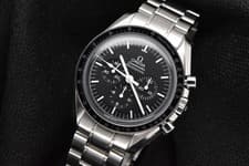 Omega Speedmaster Professional Moon Watch 42mm Steel 311.30.42.30.01.005 Box
