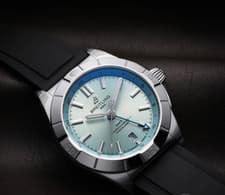 BREITLING Chronomat Automatic GMT 40 "ICE BLUE" P32398101C1S1 Men "REFURBISHED"