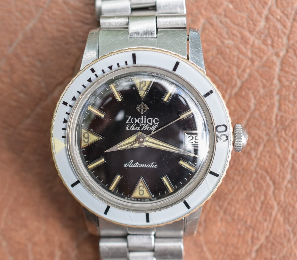 Vintage ZODIAC Seawolf Diver Watch Blue Bakelite Bezel Black Dial Original Band