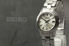 [N MINT w/ BOX] GRAND SEIKO GS 4J52-0A10 STGF025 Quartz Date Ladies JAPAN Watch