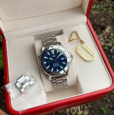 Omega Seamaster 300 "Electric Blue Ref. 2255.80 Automatic - Box & Papers